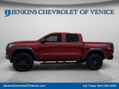 Certified 2024 Chevrolet Colorado Trail Boss w/ Technology Package AWD/4WD image 10