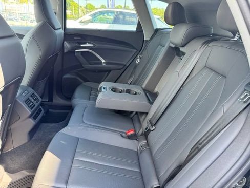 Certified 2025 Audi Q5 Premium Plus w/ Premium Plus AWD/4WD image 45