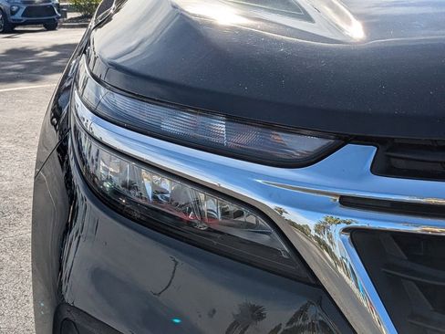 Used 2023 Chevrolet Equinox LS w/ LS Convenience Package image 10