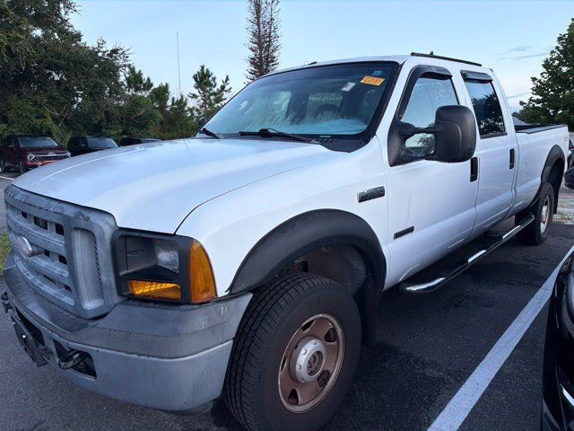 Used 2007 Ford F350 XL AWD/4WD image 2