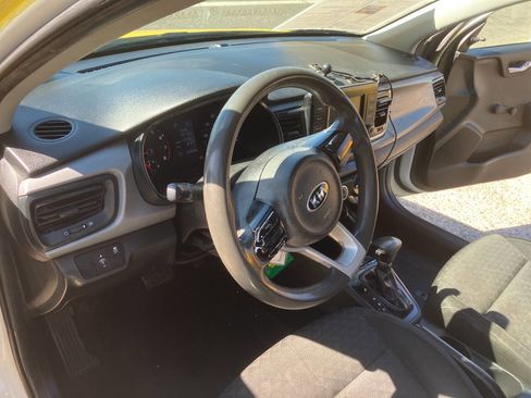 Used 2018 Kia Rio LX FWD image 19