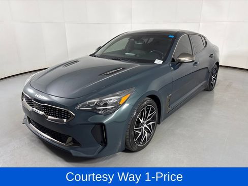 Used 2023 Kia Stinger GT-Line w/ Sun & Sound Package RWD image 5