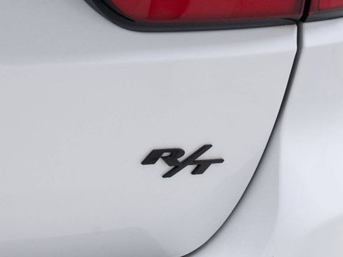 Used 2019 Dodge Durango R/T w/ Blacktop Package AWD/4WD image 16
