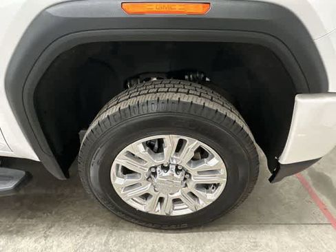 Used 2022 GMC Sierra 2500 Denali AWD/4WD image 5