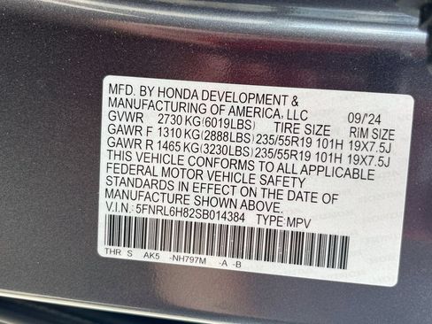 Used 2025 Honda Odyssey Touring image 36