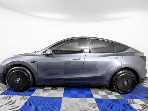 Used 2023 Tesla Model Y Long Range image 7