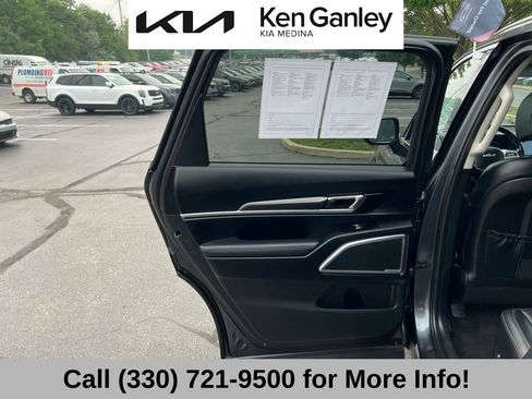 Certified 2024 Kia Telluride S w/ S Sunroof Package AWD/4WD image 47