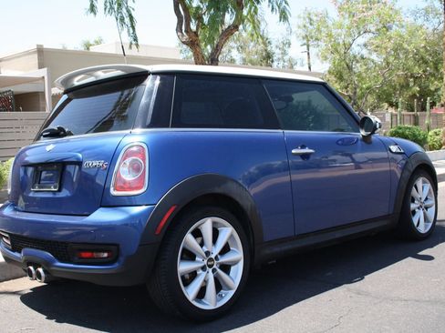 Used 2013 MINI Cooper S FWD image 3