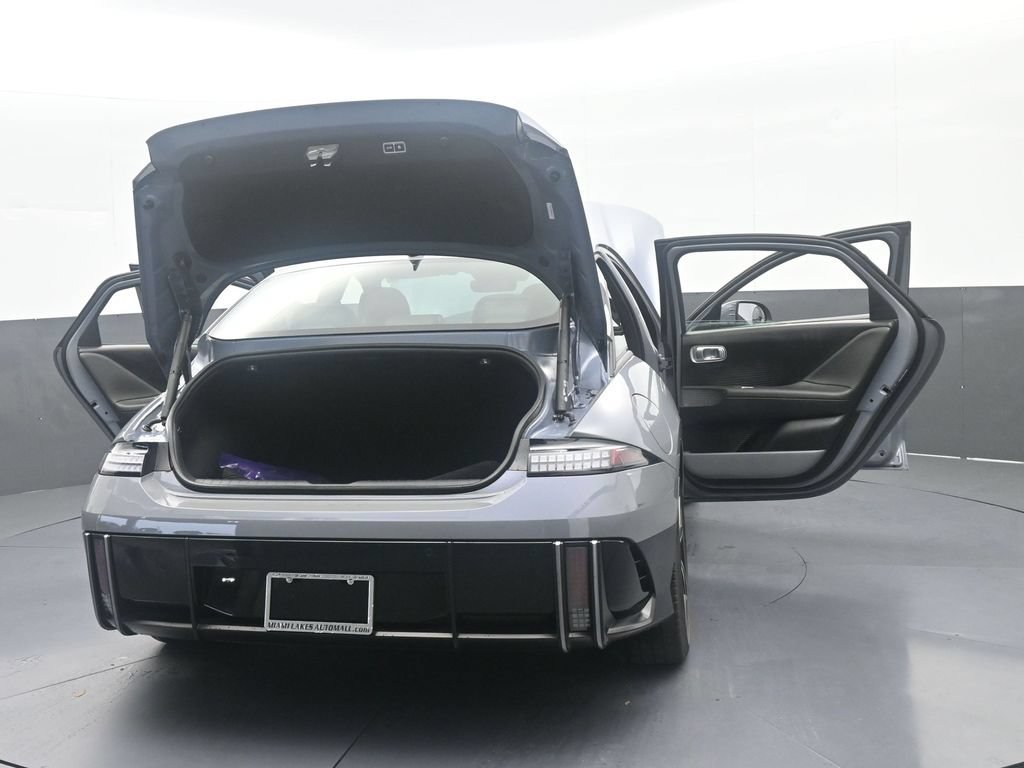Used 2025 Hyundai Ioniq 6 SEL RWD image 72