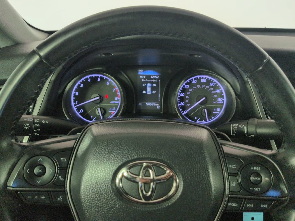 Used 2022 Toyota Camry SE FWD image 41