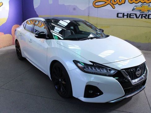 Used 2020 Nissan Maxima SR image 4