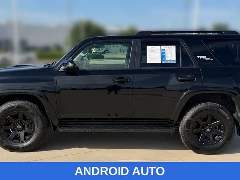 Used 2023 Toyota 4Runner TRD Off-Road Premium AWD/4WD image 2