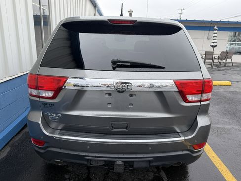 Used 2012 Jeep Grand Cherokee Overland image 5