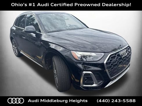 Used 2023 Audi Q5 2.0T Premium w/ Convenience Package AWD/4WD image 1