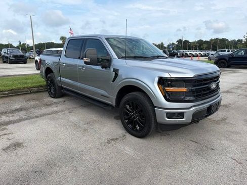 Used 2025 Ford F150 XLT w/ Equipment Group 303A High AWD/4WD image 3