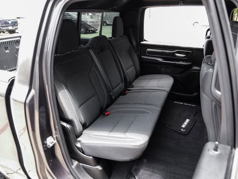 Used 2022 RAM 1500 Big Horn RWD image 47