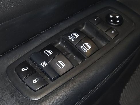 Used 2020 Jeep Grand Cherokee Limited X image 27