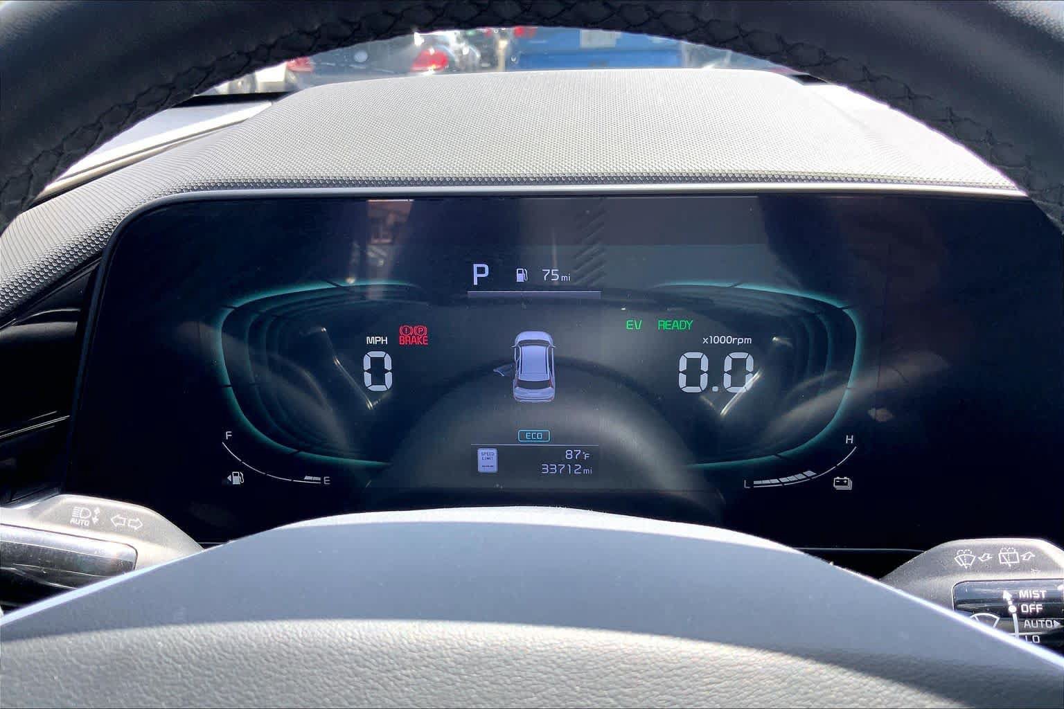 Used 2023 Kia Niro EX FWD image 17