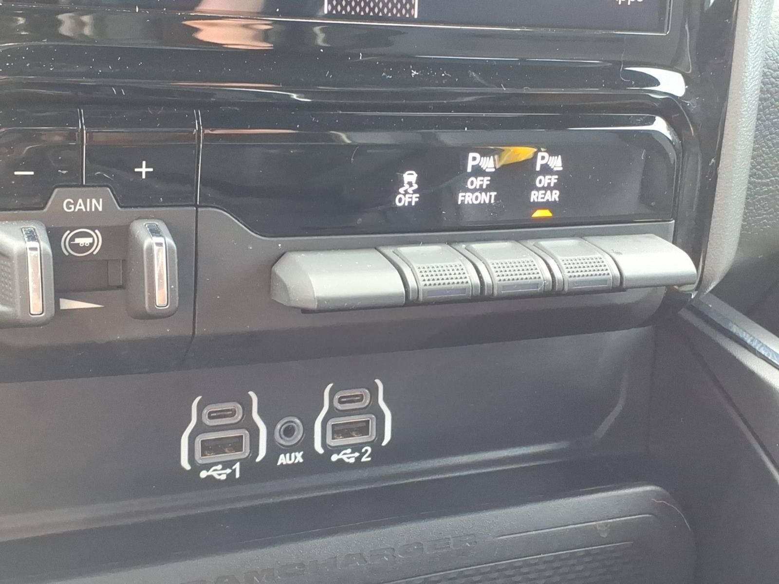 Used 2025 RAM 1500 Laramie w/ Bed Utility Group AWD/4WD image 17