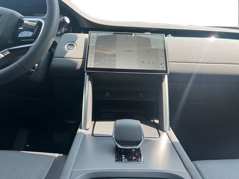 Used 2025 Land Rover Discovery Sport S AWD/4WD image 28