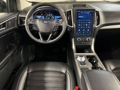 Certified 2024 Ford Edge SEL w/ Convenience Package image 8