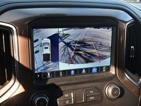 Used 2020 Chevrolet Silverado 1500 High Country w/ Technology Package image 24