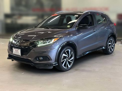 Used 2020 Honda HR-V Sport image 3