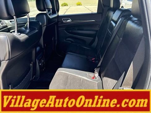 Used 2018 Jeep Grand Cherokee Altitude AWD/4WD image 37
