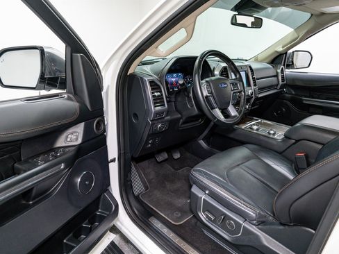Used 2020 Ford Expedition Platinum image 13
