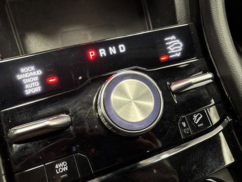 Used 2024 Jeep Grand Cherokee L Summit w/ Advanced Protech Group IV image 22