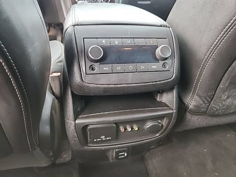 Used 2017 Chevrolet Traverse LT AWD/4WD image 35