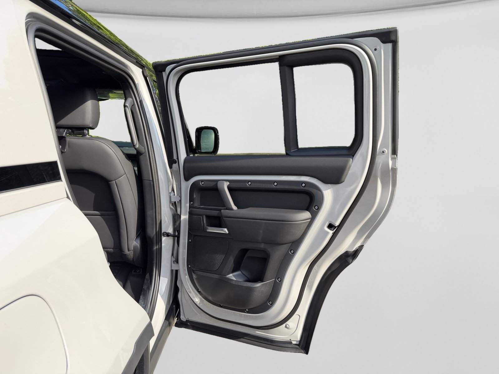 New 2026 Land Rover Defender 110 S AWD/4WD image 21