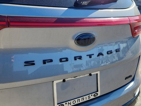 Used 2021 Kia Sportage S image 18