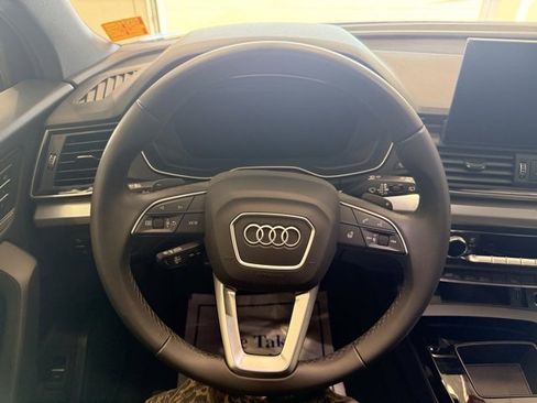 Used 2024 Audi Q5 2.0T Premium w/ Summer of Audi Package image 19
