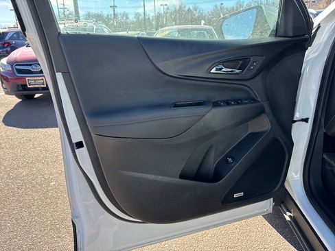 Used 2023 Chevrolet Equinox RS w/ RS Leather Package image 19