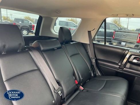 Used 2022 Toyota 4Runner TRD Off-Road Premium image 19