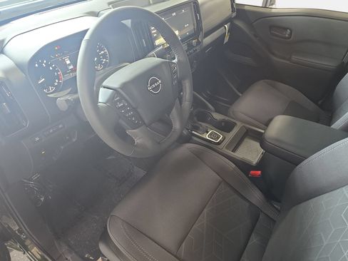 New 2026 Nissan Frontier SV w/ SV Convenience Package AWD/4WD image 15