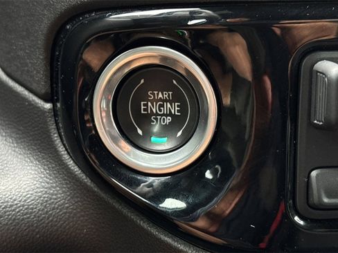 Certified 2023 Chevrolet Silverado 1500 ZR2 w/ Technology Package image 26