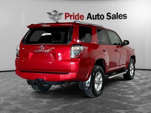 Used 2016 Toyota 4Runner SR5 image 5