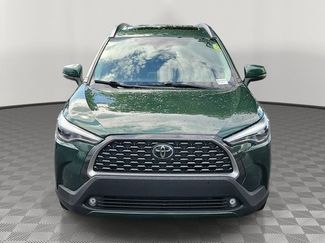 Used 2023 Toyota Corolla Cross XLE w/ Convenience Package FWD video 2