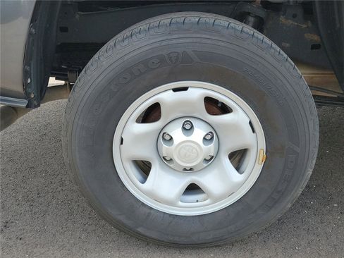Used 2023 Toyota Tacoma SR AWD/4WD image 6