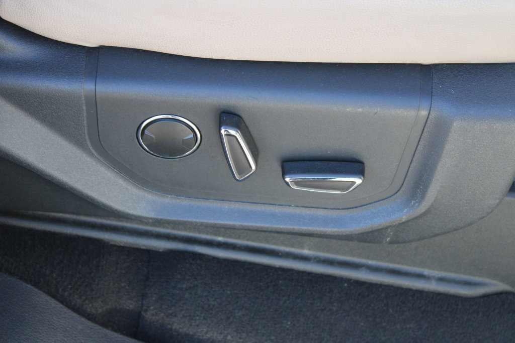Used 2024 Ford Expedition Max Limited RWD image 13