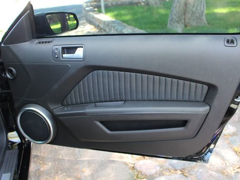 Used 2013 Ford Mustang Shelby GT500 image 17