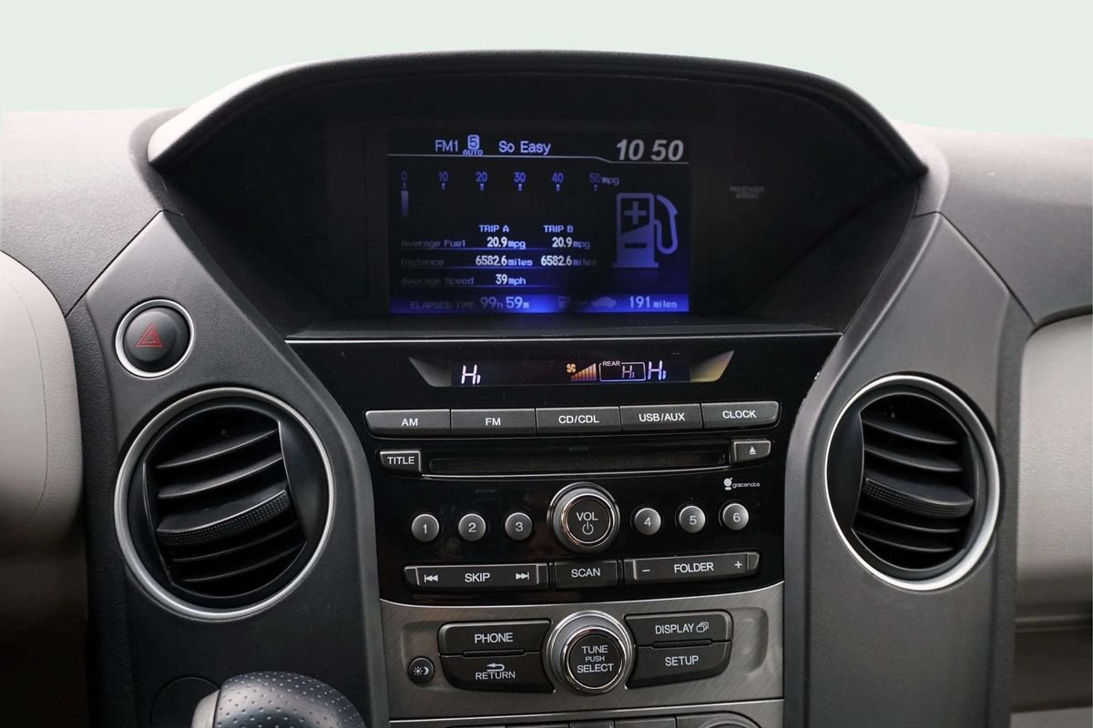 Used 2015 Honda Pilot LX image 18
