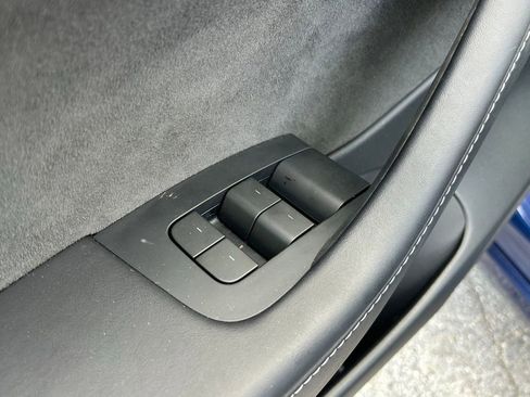 Used 2023 Tesla Model 3 Standard Range image 28