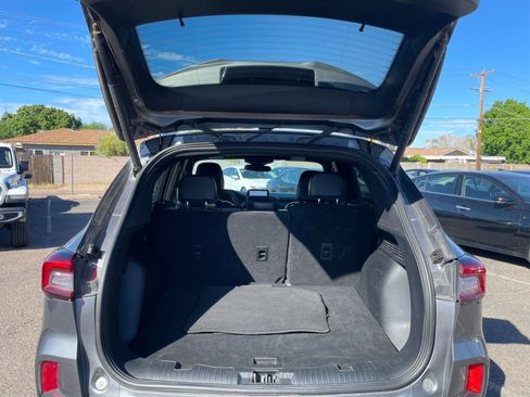 Used 2024 Ford Escape ST-Line image 32