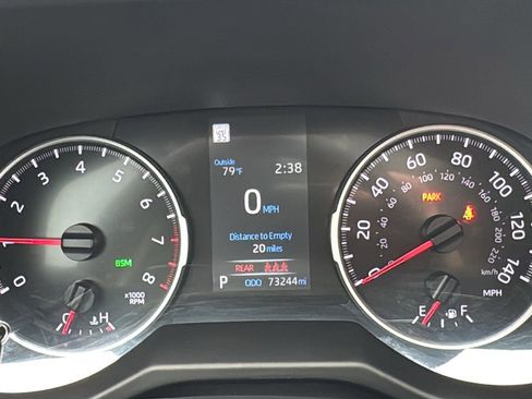 Used 2022 Toyota RAV4 XLE Premium w/ Carpet Mat Package (TMS) image 23