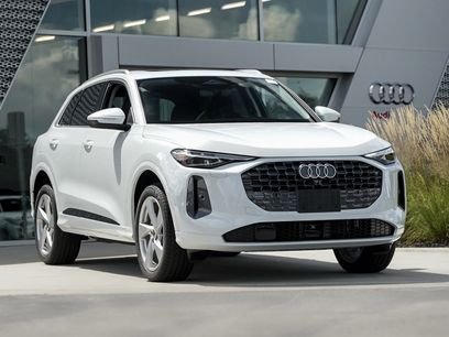 New 2025 Audi Q5 Premium Plus