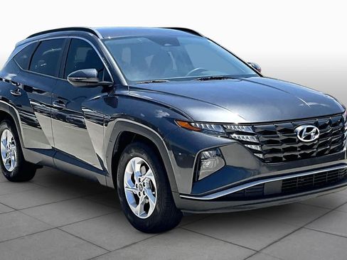 Used 2022 Hyundai Tucson SEL FWD image 3