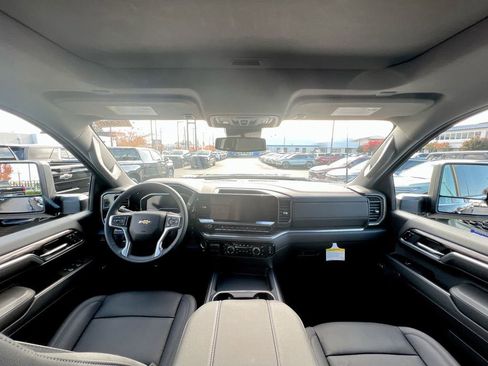 New 2025 Chevrolet Silverado 3500 LTZ w/ LTZ Plus Package image 18